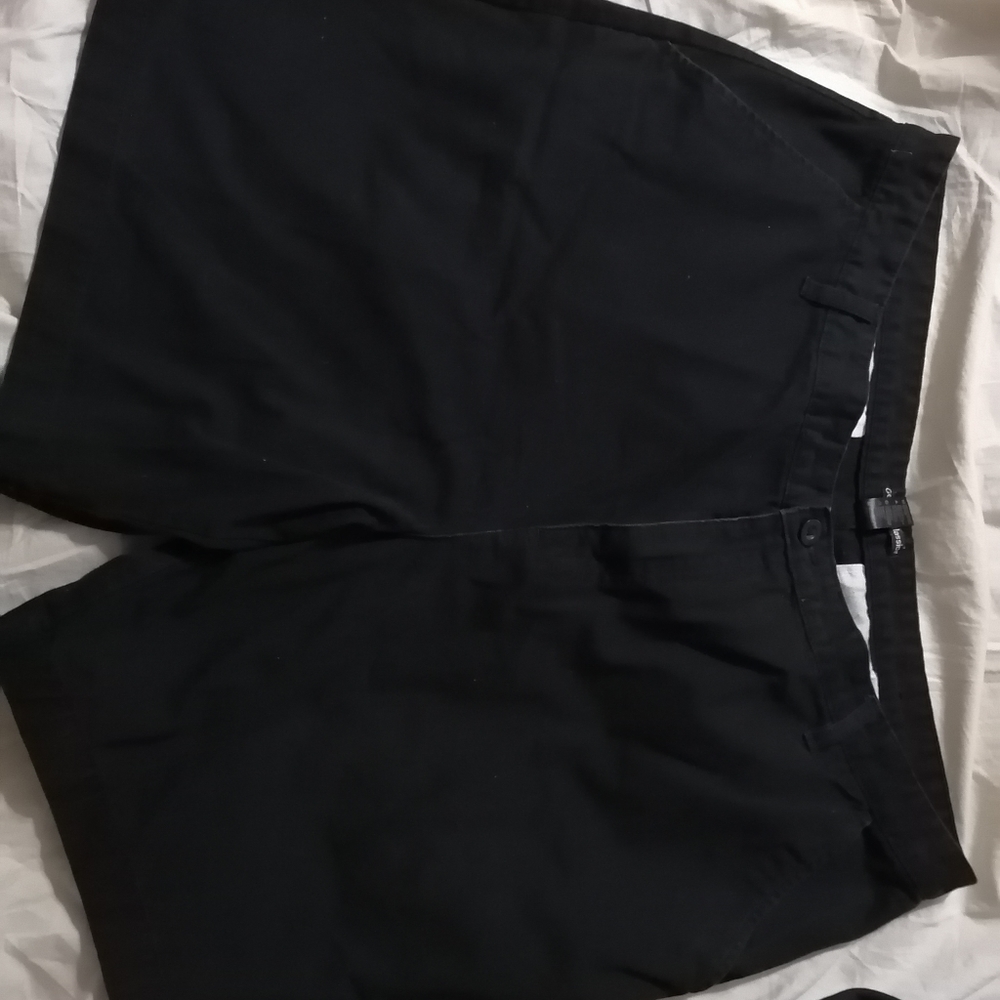 Men Shorts - Picture 3 of 3